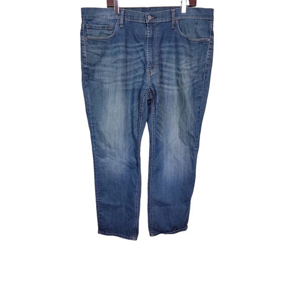 Levi's 541 Men's Jeans Size 40x30 Medium Wash Straight Leg - Picture 1 of 6